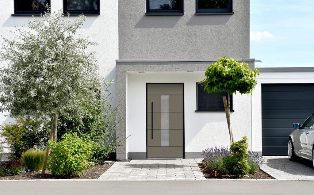 Moderne Hauseingangstür